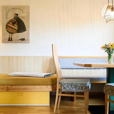 Vöstlhof Apartment *